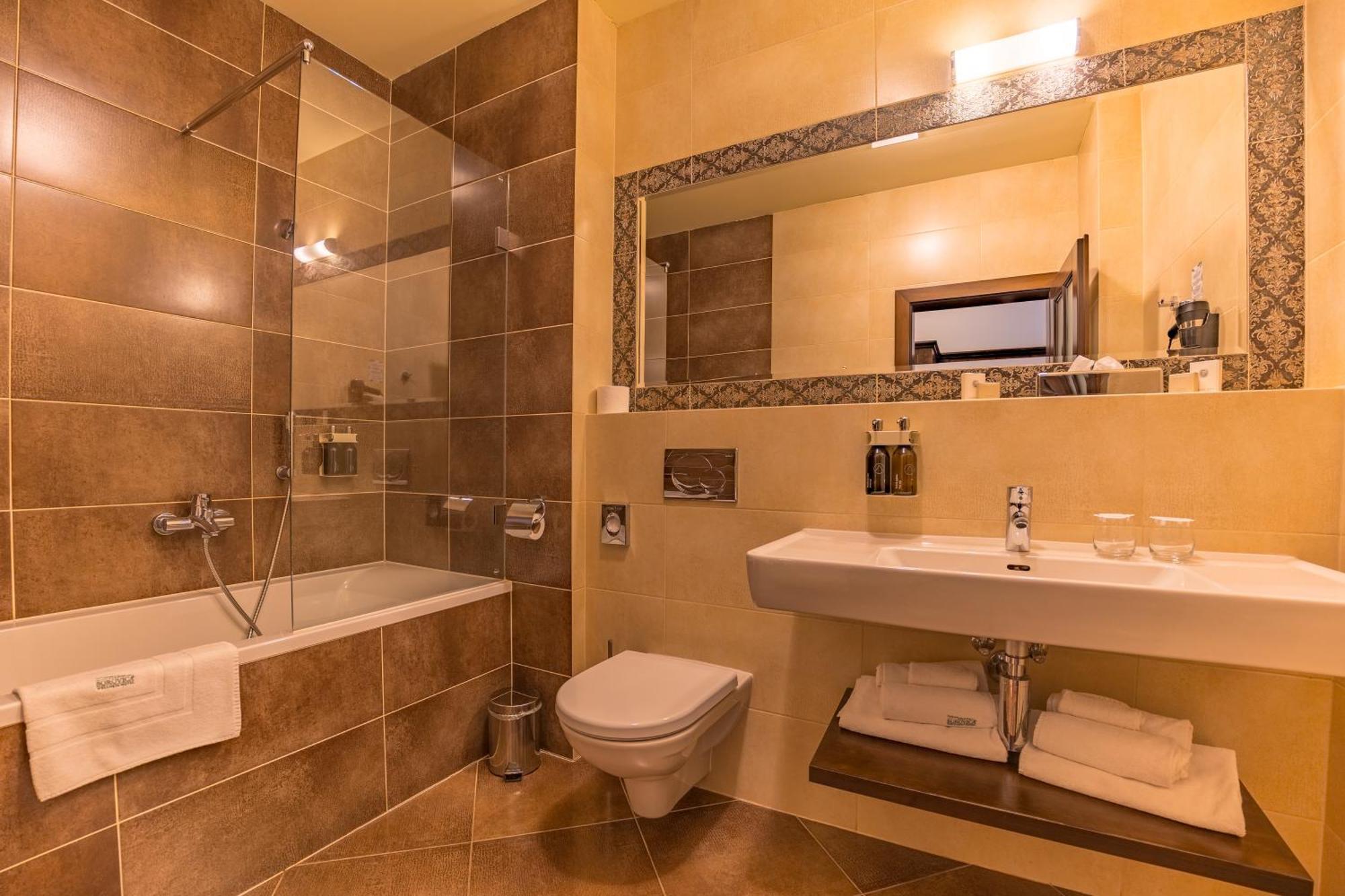 Aplend Wellness Hotel Borovica Strbske Pleso Exterior foto